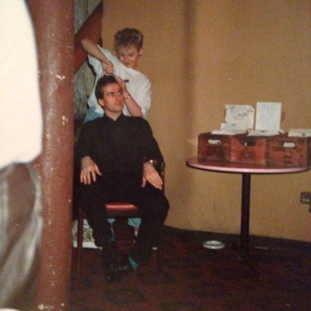 Julia giving Butch a haircut at Twisted Wheel 1986 (© Jacqui Campbell).jpg